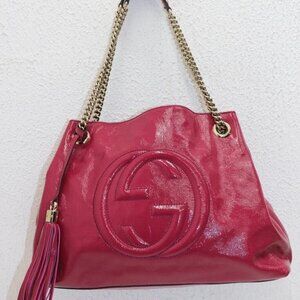 GUCCI Vernice Naplack Medium Soho Chain Shoulder Bag Bright Bouganville